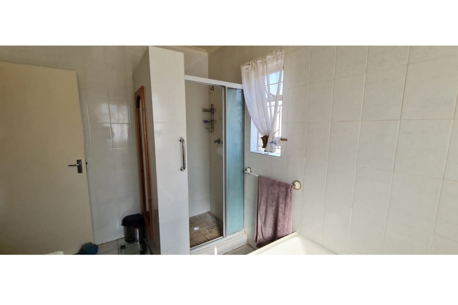3 Bedroom Property for Sale in Naudeville Free State